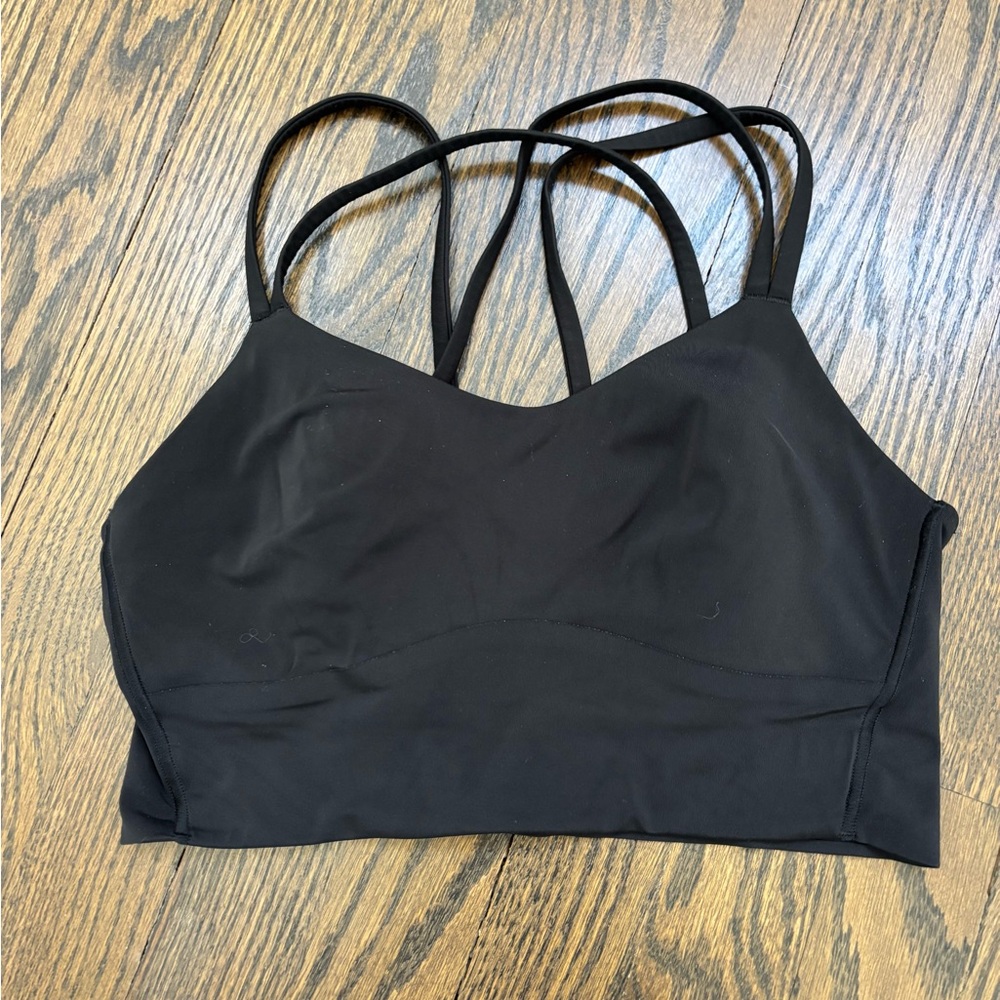 Women's Black Lululemon Like a Cloud Longline, size 6